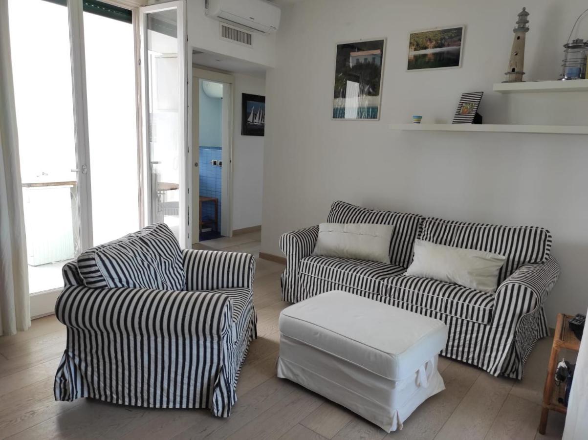 Grazioso Appartamento Vicino Al Mare 圣卡塔尔多 外观 照片